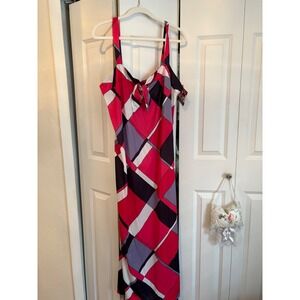 Keyhole NWT Vintage Pink & Black Geometric Plaid Maxi Dress